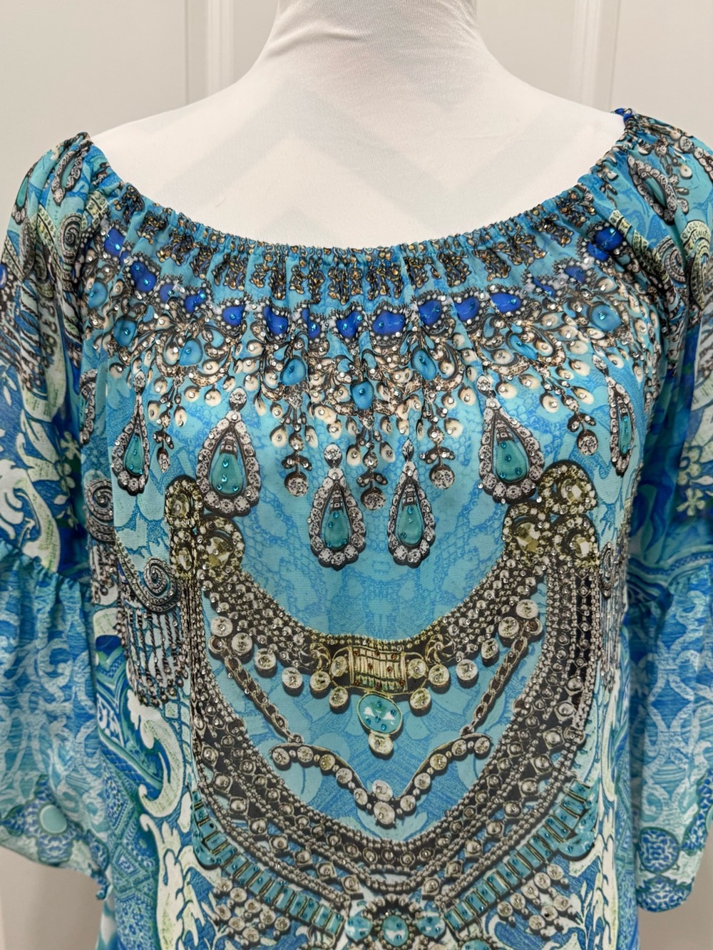 Ranee’s Bohemian Intricate Print Tunic w/ Flared Bell Sleves - Picture 3 of 8